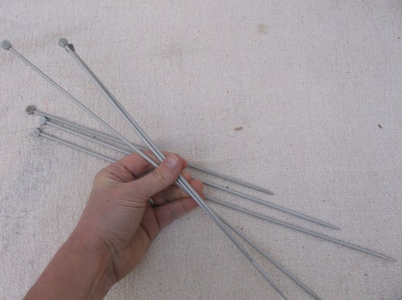 Knitting Needles — Loop Knitting