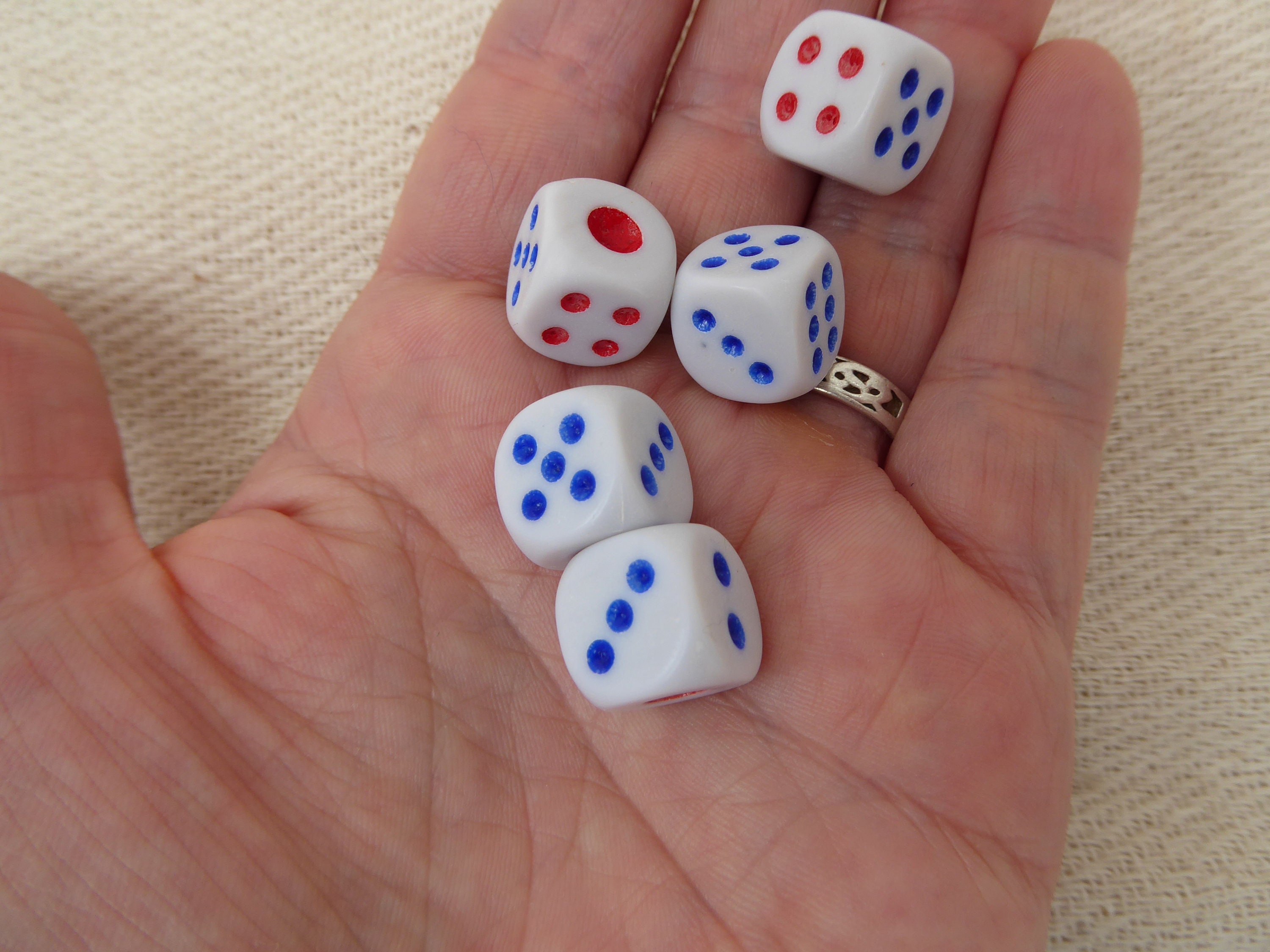 OMABETA jeu de dés à coins ronds Grand jeu de dés, 6 pièces, coins