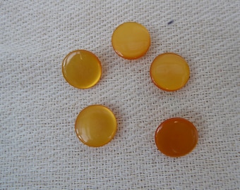 Cinque bottoni vintage arancioni con gambo: bottoni in plastica per cardigan da 16 mm