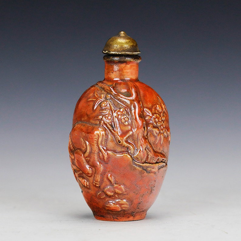 Red Chinese porcelain art antique Handmade 18th Century Ceramic snuff bottles collection