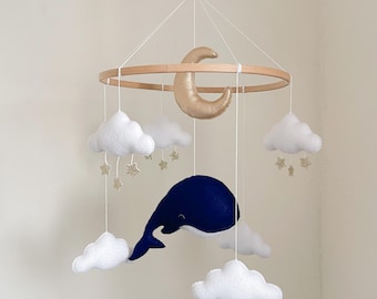 Móvil de ballena para bebé / Decoración de guardería oceánica / Móvil náutico para cuna / Regalo de baby shower de género neutro
