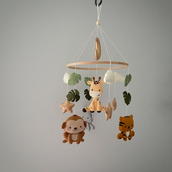 Safari baby mobile, safari nursery decor, baby crib mobile