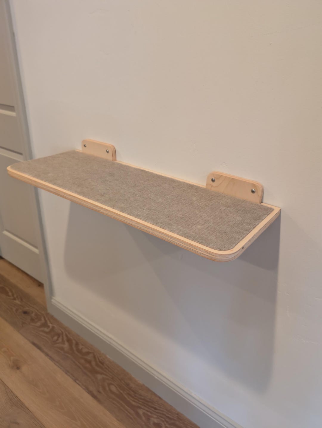 Extra Large 30 inch Cat shelf bed with steps
