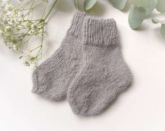 Los calcetines para bebés y niños de lana y alpaca son increíblemente suaves y cálidos.
