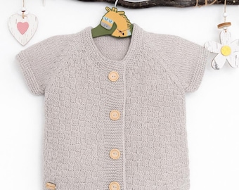 Cárdigan de bebé tejido a mano con 100% lana – Cárdigan beige – Unisex – Regalo para recién nacidos – Hecho a mano – Talla 86-92