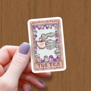 The Tea Tarot Karte Wasserfest Glänzend Sticker, Halloween Sticker, Tee Tarot Vinyl Sticker, Tarot Karte Aufkleber, Tee Liebhaber Geschenk, Geschenk für Freund