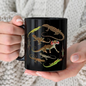 Lizard Coffee Mug, Black Mug, 11oz 15 oz, Cottagecore Mug, Reptile Mug, Gecko Cup, Iguana Mug, Lizard Lover Mugs, Tea Cup Gift for Him & Her