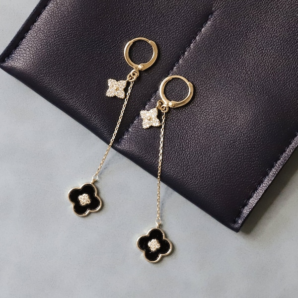 Four Leaf Clover Earrings Dangle / Gold Dainty Earrings / Black Clover Earrings / White Diamond Earrings Gold / Lucky Clover / Lucky Charm