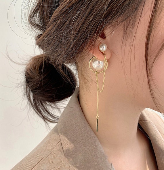 New style small back hanging high class golden pearl earrings for women
