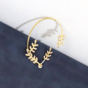 Gold Leaf Ear Cuff / Diamond Wreath Ear Wrap / Laurel Ear Jacket Earrings / 925 Sterling Silver Tree Ear Cuff / Unique Elegant Ear Climber image 2