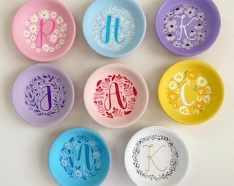 initial mini ceramic dish,hand-painted,personalized,jewelry dish,tiny trinket dish,bridesmaids gift,clay,monogrammed,custom,initial ring