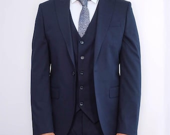 Marineblauw slim-fit kostuum: 3-delig trouwkostuum voor heren