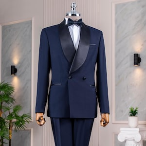 Veste pantalon 2 pièces bleu marine slim un bouton pour marié pour marié, Costume bleu marine coupe slim avec revers châle, Costume bleu marine pour bal de promo, tenues de soirée