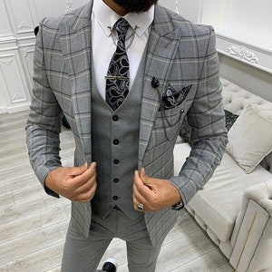 Men Suits Gray 3 Piece Slim Fit One Button Wedding Groom Party Wear Coat Pant, Men Dark Gray Suit, Dark Gray Slim Fit Peak Lapel Plaid Suit