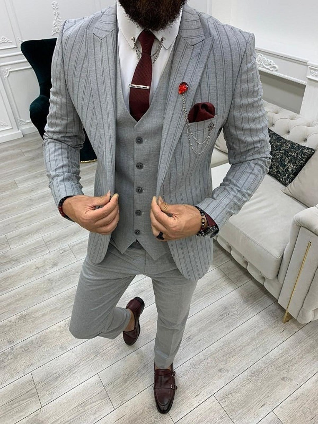 メンズスーツ グレー 3ピース スリムフィット 2つボタン 結婚式 メンズスーツ グレー 3ピース スリムフィット 2つボタン 結婚式