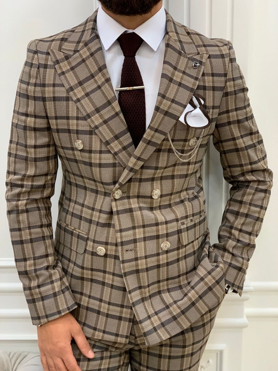 Vinci Men's Modern Fit Peak Lapel Glen Plaid 3-Piece Suit with Vest Tan