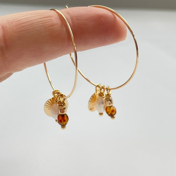 Boucles d’oreilles Créoles 30mm avec breloques perles et pierres précieuses