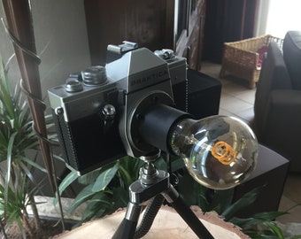 Camera lamp vintage
