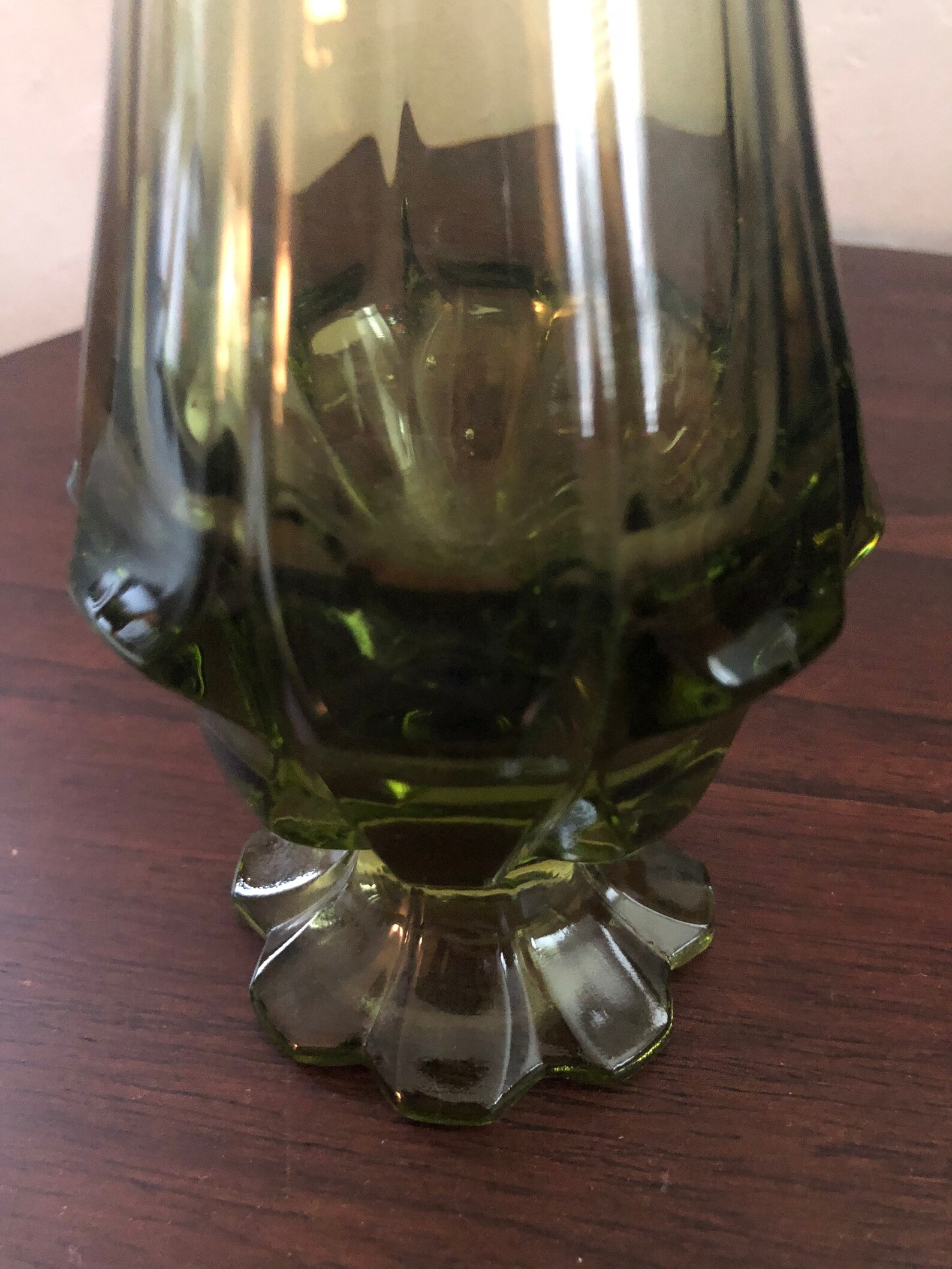 Vintage L.E. Smith Swung Pedestal Green Glass Vase Etsy