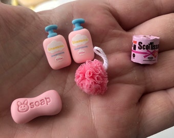 Dollhouse Miniature Bathroom supplies - 1:12 scale shampoo - Miniature Loofah - Miniature Soap - Miniature Toilet Paper Roll