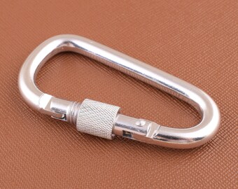 Silver Key Ring Metal Key Chain Carabiner En aluminium Carabiner, Camp Snap Hook Clips Cadeau spécial