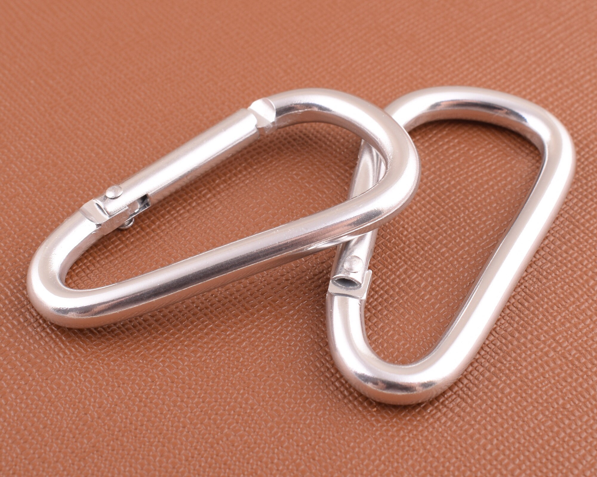 White Key Ring Key Chain Aluminum Carabiner Special Gift for Kids ...
