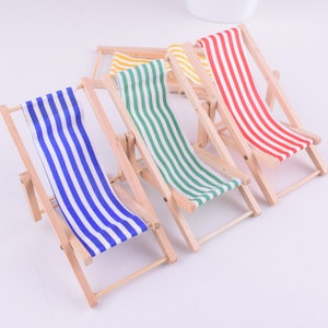 Miniature beach chair,1:12 scale Wooden Dollhouse Miniature Beach Lounge Chair Red/Blue/Green/Yellow Folding chair Doll Furniture