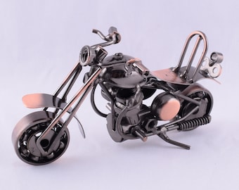 Copper Motorcycle Model,Vintage Motor Figurine Motorbike Statue,Motorbike Desktop Ornament Home Office Decor Craft for Adults and Teens