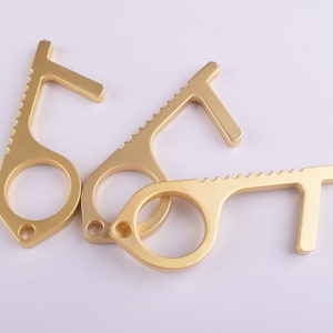 Door Opener, Gold No Touch Hygienic Door Opener and No Touch Button Pusher Keychain Touch PinPad Assistant Touch-free tool Key