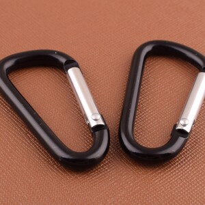 Schwarze Schlüsselanhänger Schlüsselanhänger Aluminium Karabiner Besonderes Geschenk für Kinder, Schlüsselanhänger Karabiner Haken Tasche Connector