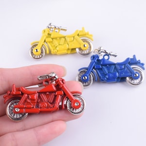 Mini-Motor, gelb/blau/rot Puppenhaus Miniatur Motorrad Metall Motorrad Motor, Motor Modell Tasche Charme Anhänger Spielzeug