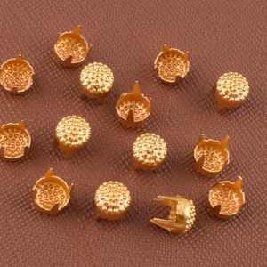 Gold Nailheads Nieten, 6mm kleine Runde Kralle Nieten, Metall Messing Mode dekorative Spikes Zangen Nieten, Studs für Leder arbeiten--100 Stück