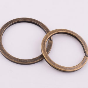Round flat key rings,20 Pcs Antique Bronze Iron Keychain Rings,30mm 35mm Metal Double Split Key O Rings for clasps/lanyard Supplies