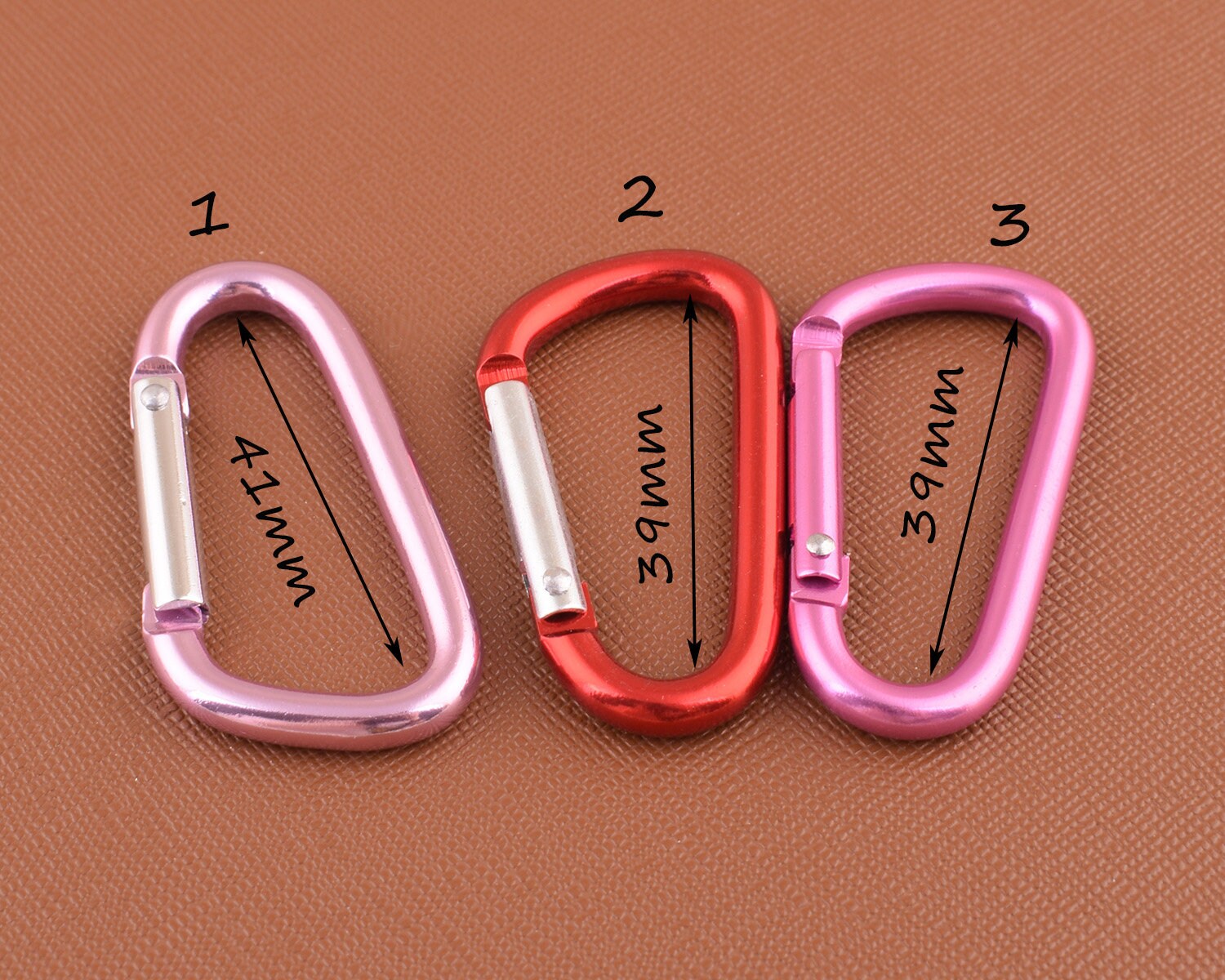 【かおリン様】CLIMBING KEY RING 2個セット(ピンク、ブラック) il_fullxfull.1951326257_15in.jpg