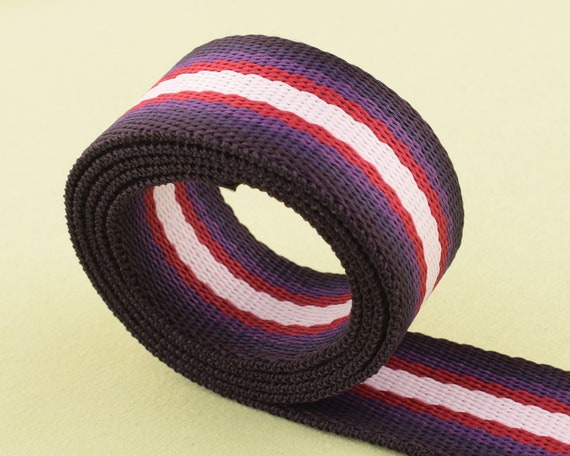 Bag strap webbing clearance