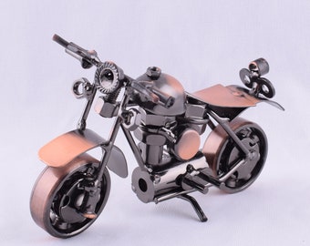 Vintage Motorcycle Model,Ironwork Motorbike Statue Motor Figurine Handmade,Home Office Desktop Decor Room Decoration for Adults and Teens
