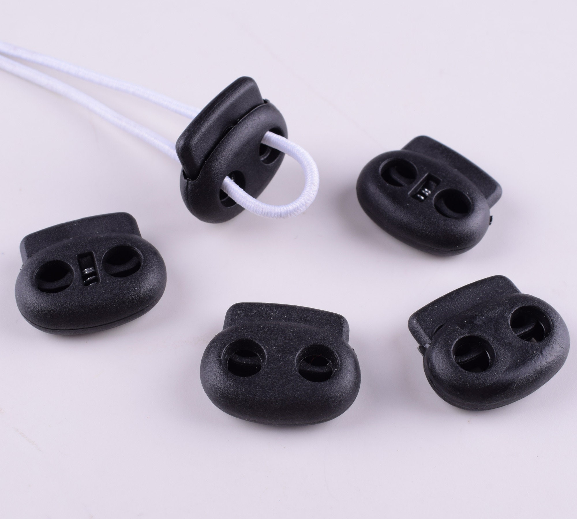 Plastic Cord Stopper,2023mm 50 PCS Black Spring Cord Lock,double Hole Rope  End Toggle Clip Buckle,mask Cord Adjustment 