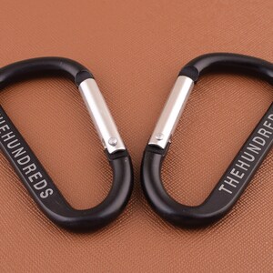 Schlüsselanhänger Aluminium Karabiner schwarz Schlüsselanhänger Karabiner, 58 mm Camp Snap Haken Clip mit Buchstaben