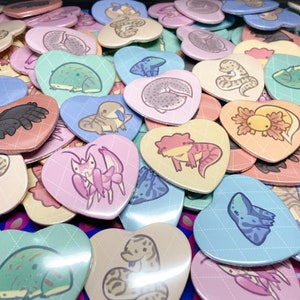 Botones / Pin con forma de corazón de mascota exótica e imán