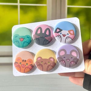 Animal Buttons | 1.25&quot; | Pin-back & Magnet