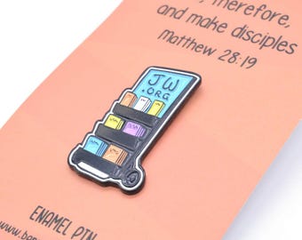 JW Metal Pin Badge - Literature Cart - Matthew 28v19 -  Embossed Metal