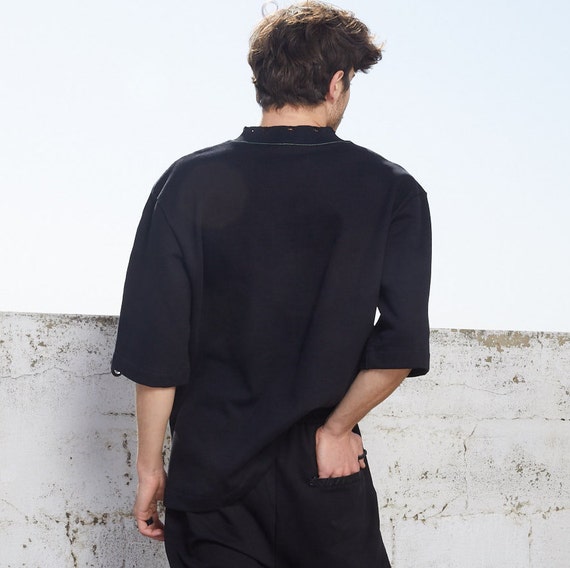techwear t shirt