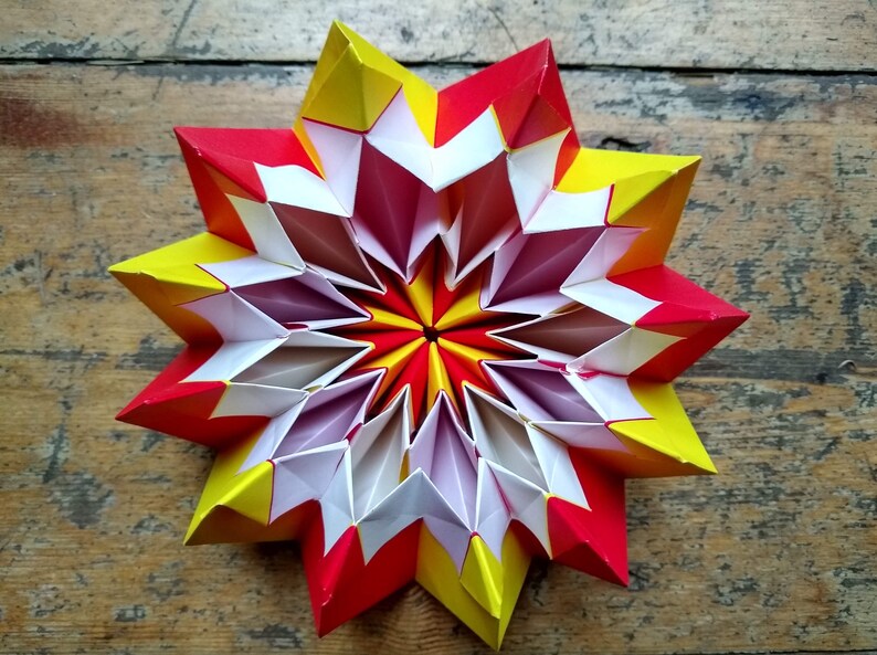 Exploding Firework Origami Action Toy Kit