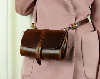Leather convertible fanny packs and shoulder bag for women, Leather belt bag, Minimalist women's crossbody purse, Waist bag, Evening clutch.
