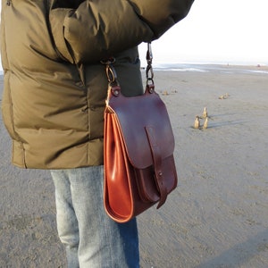 Кожаная сумка-мессенджер женская Коричневая сумка через плечо Сумка на плечо Подарок для нее image 5
