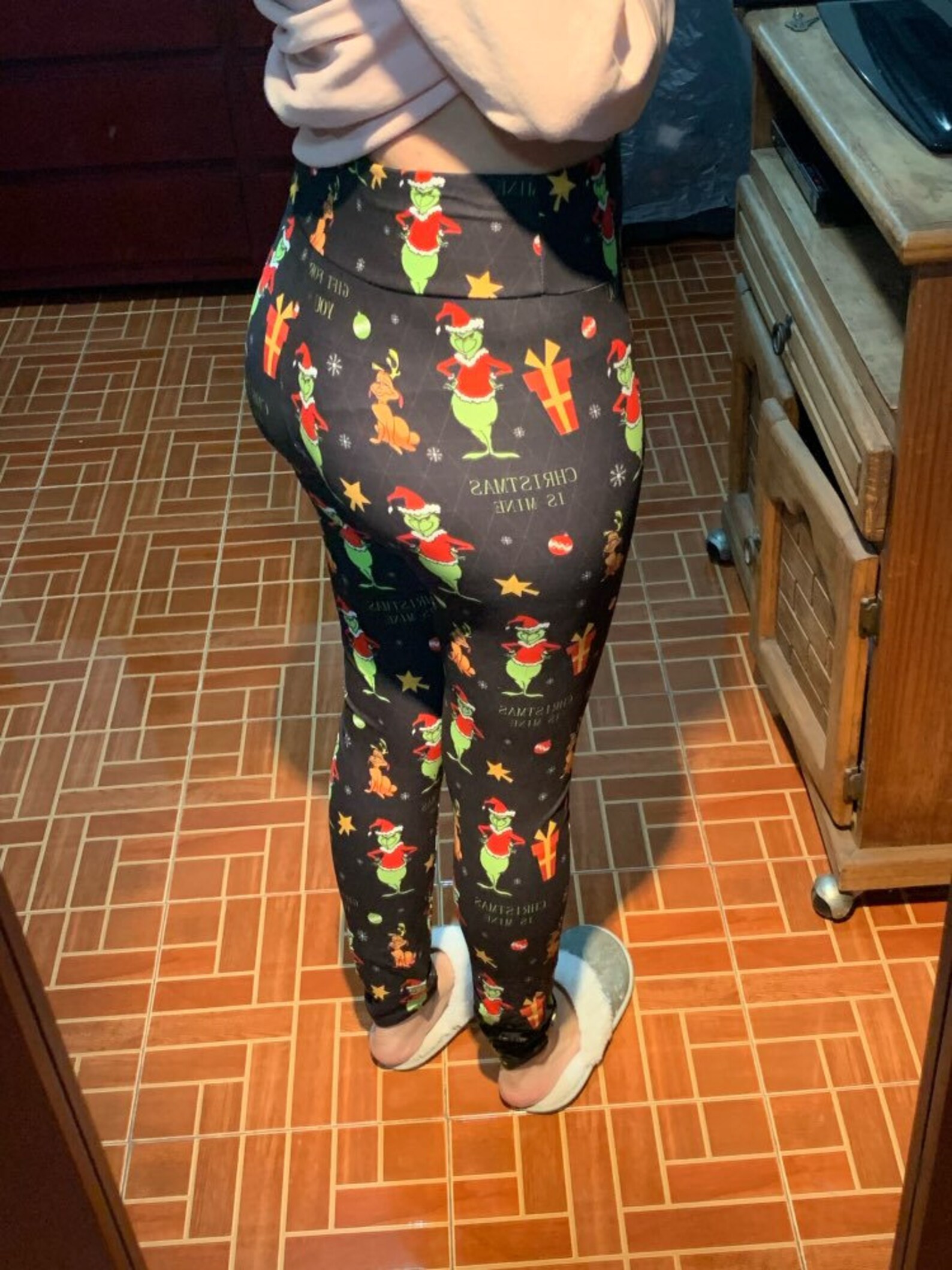 grinch yoga pants