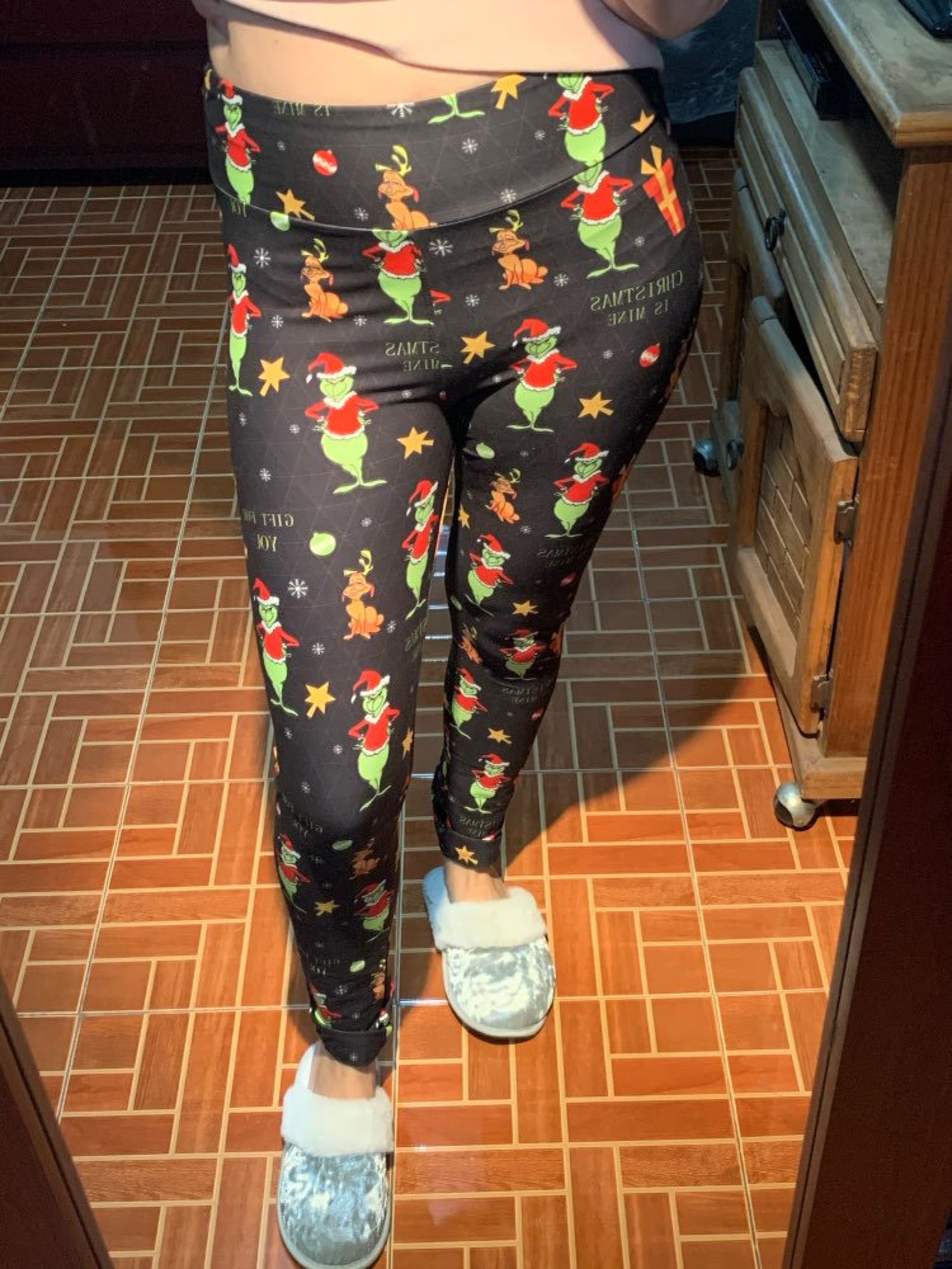 grinch yoga pants