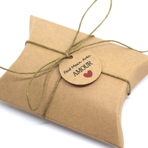 Etiquettes "fait main avec amour"