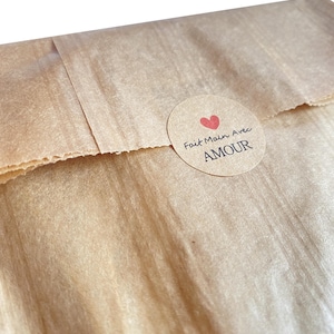 Stickers met de tekst 'Handgemaakt met liefde'