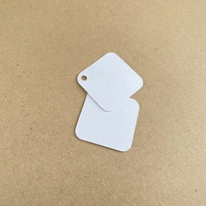 60 étiquettes carrées 2.5cm